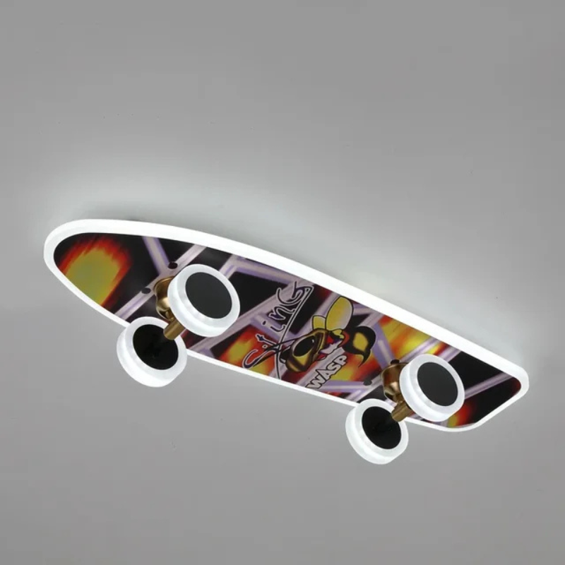 Verspielte skateboard-inspirierte Schlafzimmer-Deckenleuchten | LED